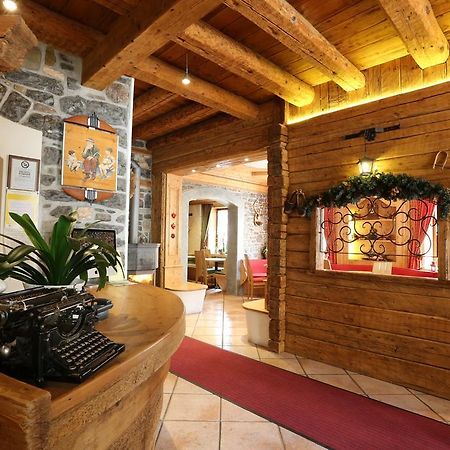 Albergo Centrale Forni di Sopra Zewnętrze zdjęcie
