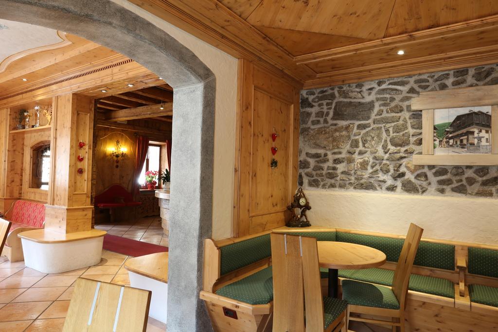 Albergo Centrale Forni di Sopra Zewnętrze zdjęcie