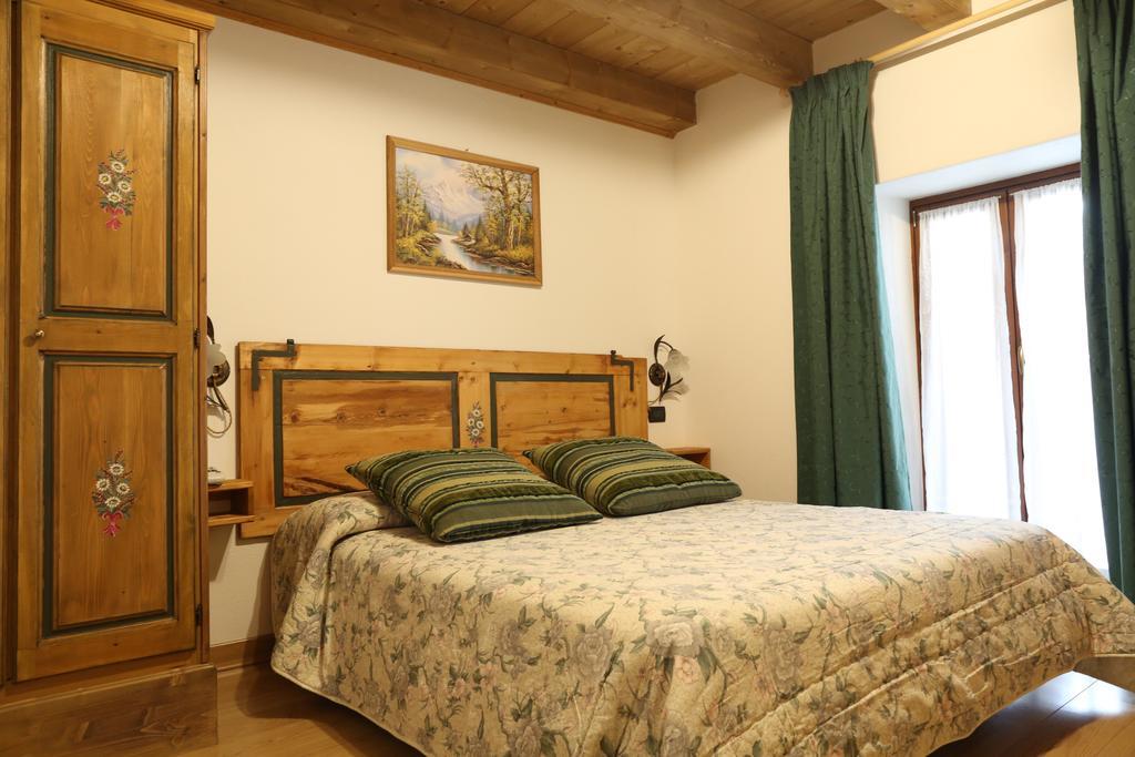Albergo Centrale Forni di Sopra Zewnętrze zdjęcie