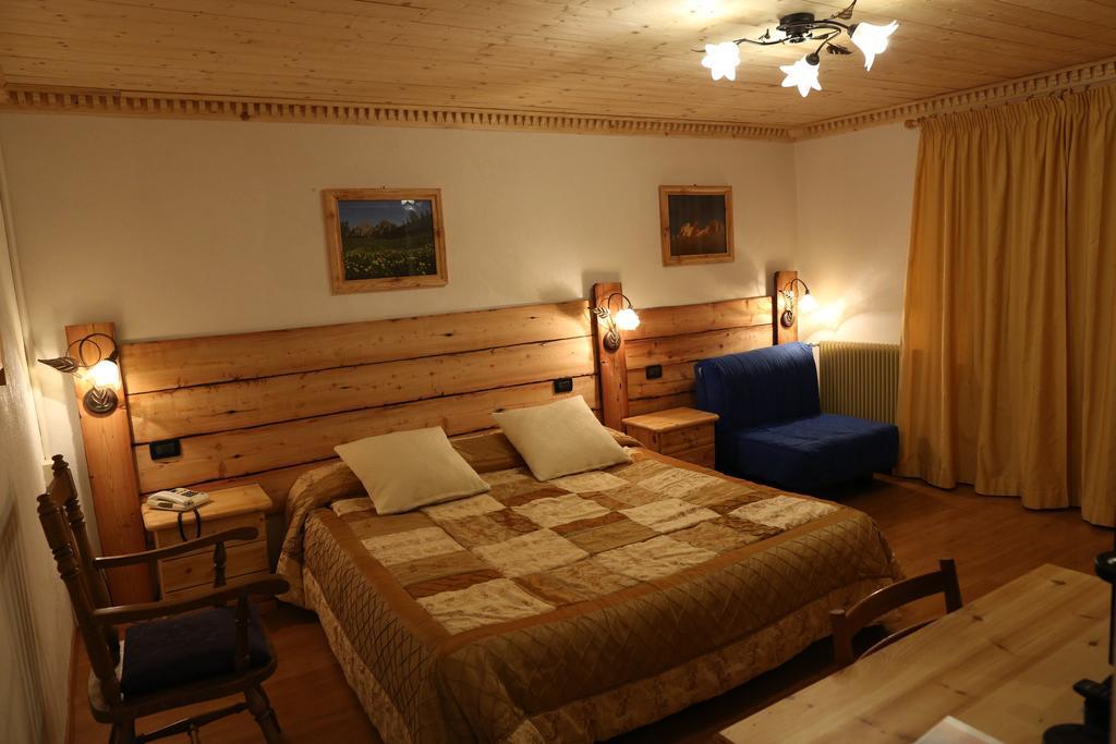 Albergo Centrale Forni di Sopra Zewnętrze zdjęcie
