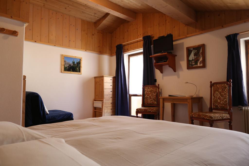 Albergo Centrale Forni di Sopra Zewnętrze zdjęcie
